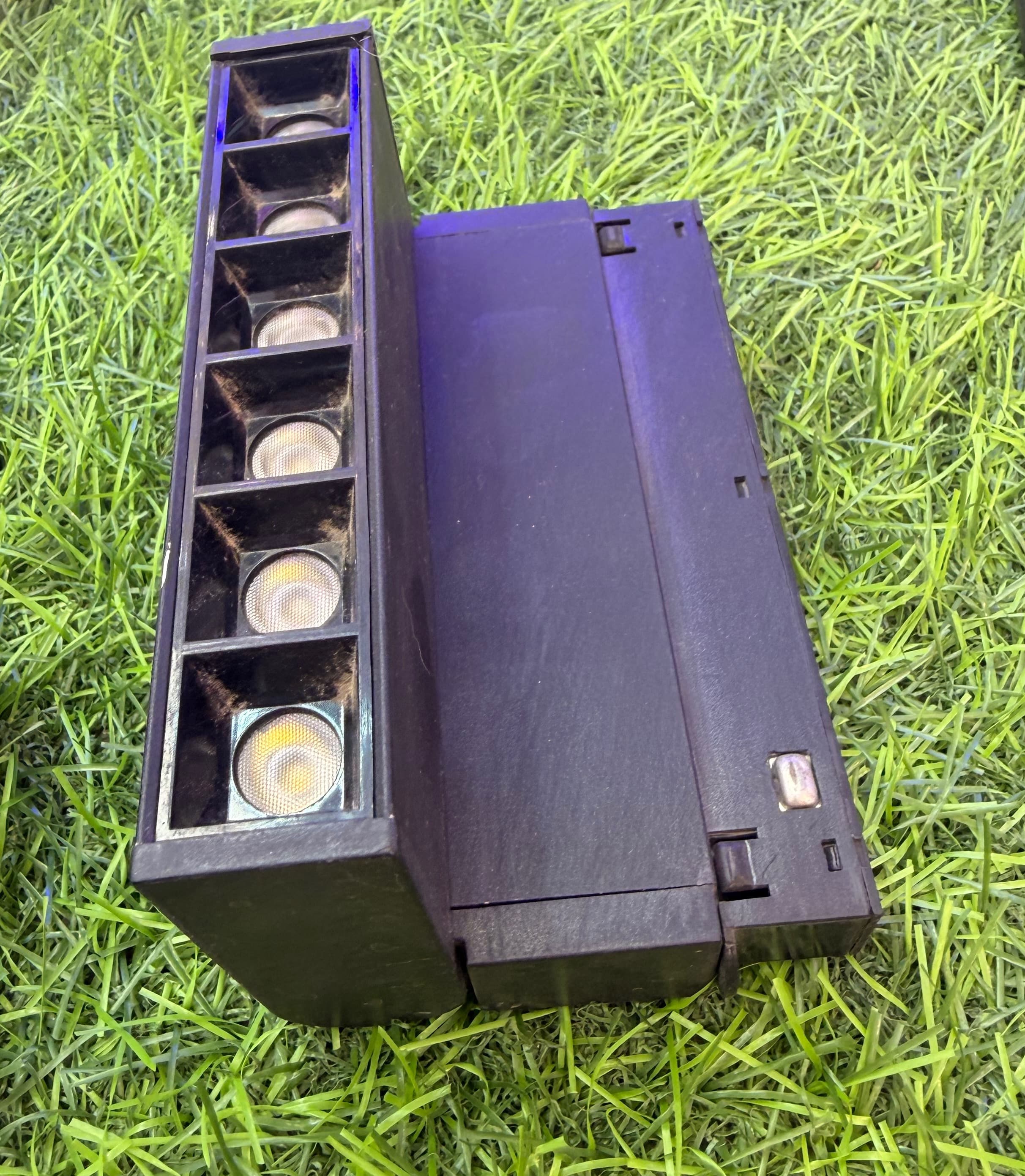 Linear Spot Adjustable Ultrathin Magnetic Track Light view 2